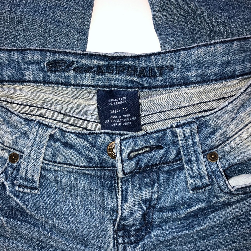 Jeans - Picture 2 of 5
